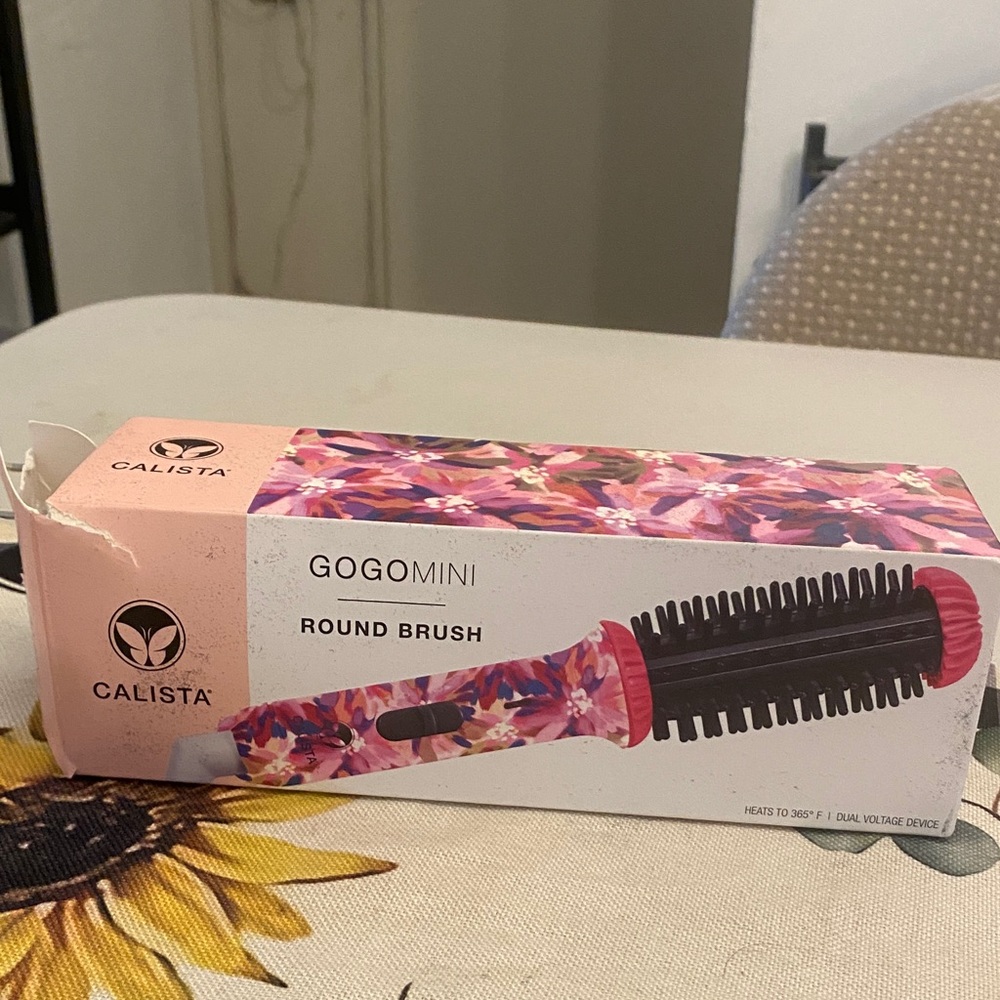 Calista GoGoMini Round Brush Hair Styler - Pink Floral.